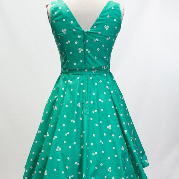 Heart of Haute Marie Dress Size 2X Green Atomic Starburst Pinup Retro MidCentury - Picture 4 of 9